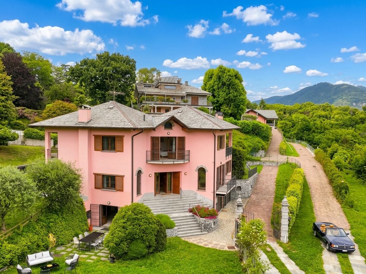The villa and its garden